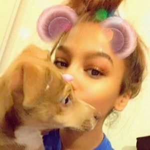 Meet your Posher, Deanna